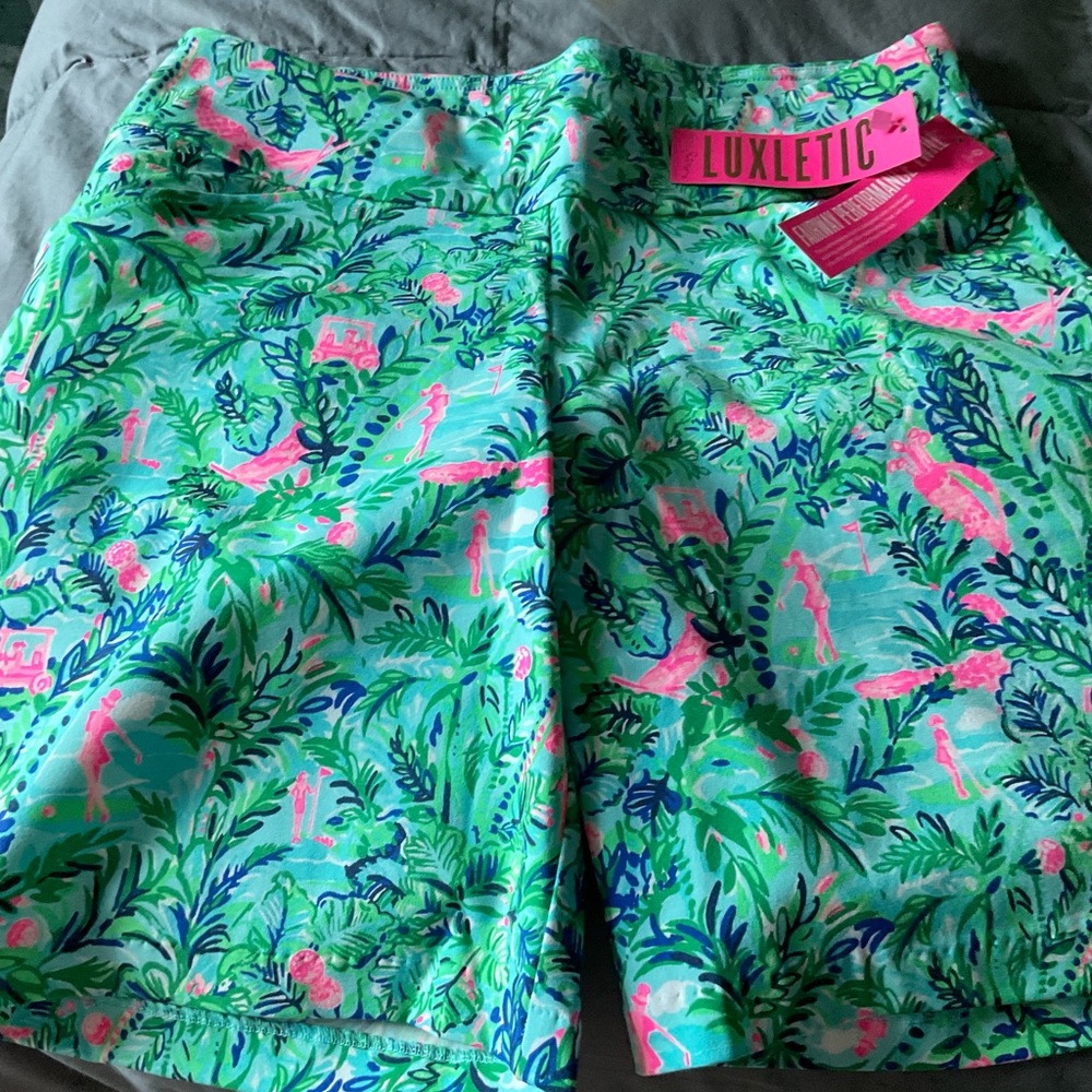 NWT Lilly Pulitzer Luxletic Tropical Print Shorts - Picture 7 of 7